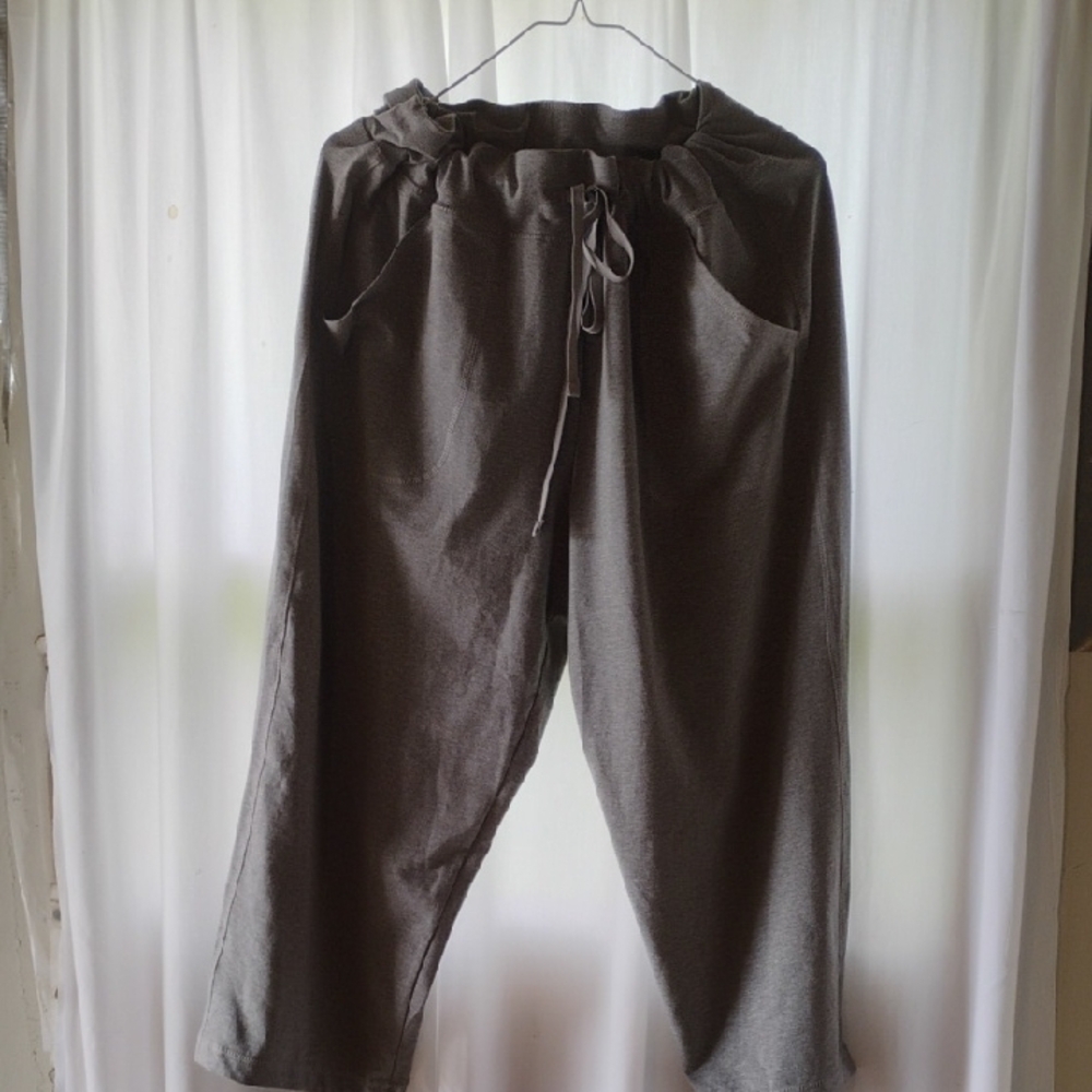 Wuoman Gray Drawstring Pants